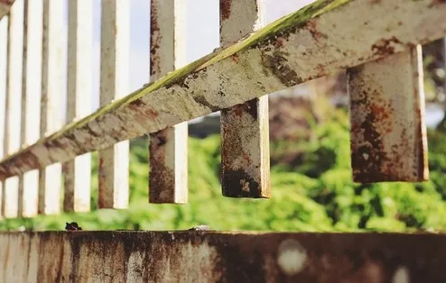 How do rusted steel doors look after?