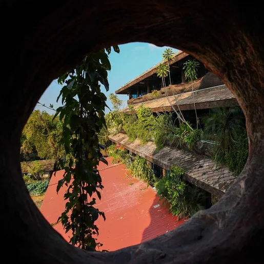 พุทธสถานราชธานีอโศก 