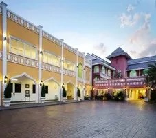 2555-11-25-รสา บูทิค เชียงราย024.jpg