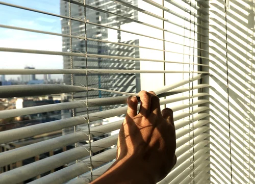 คอนโดชั้นบนรับแสงสว่างได้มากกว่า