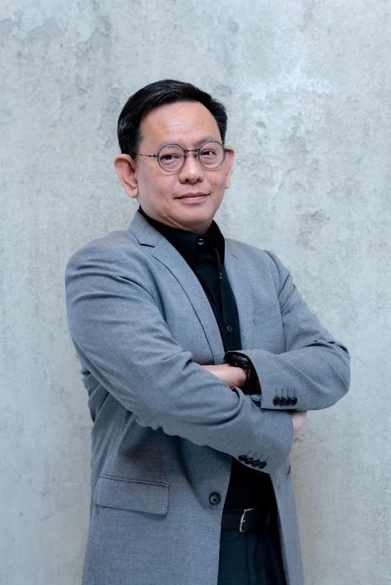 รองศาสตราจารย์ ดร. อรรจน์ เศรษฐบุตร