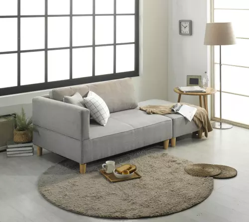 ห้องนั่งเล่นสไตล์มินิอลญี่ปุ่นคุมโทนสีเทา