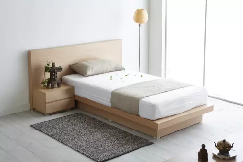 ห้องนอนสไตล์มินิมอลญี่ปุ่น เลือกใช้เตียงเป็นจุดเด่น