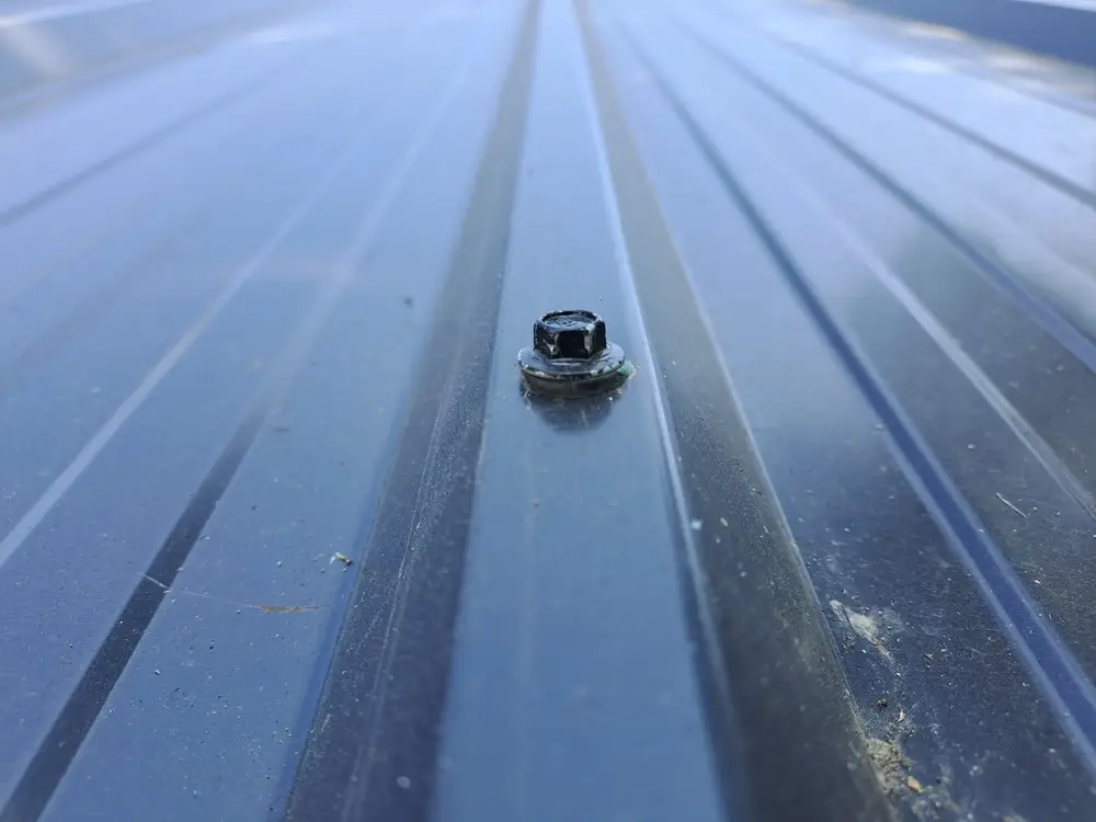 สกรูยึดหลังคา