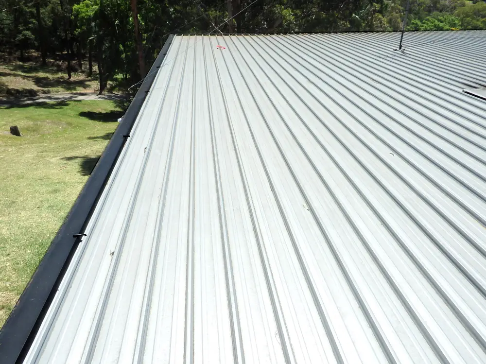 หลังคาเมทัลชีทแผ่นยาว