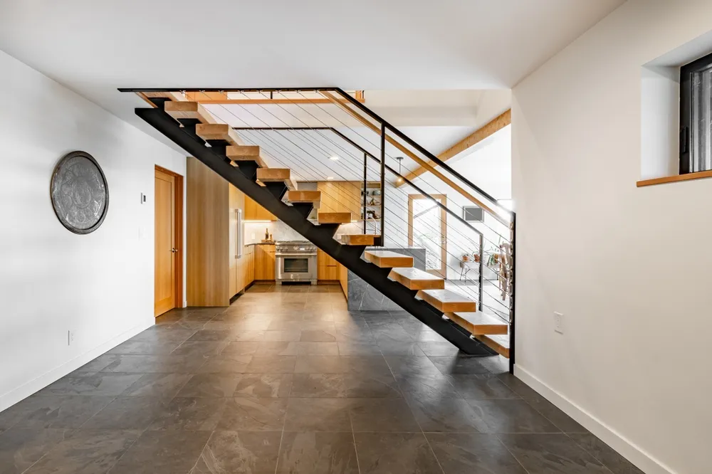 พื้นหินชนวน