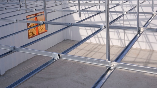 โครงเหล็ก C-line