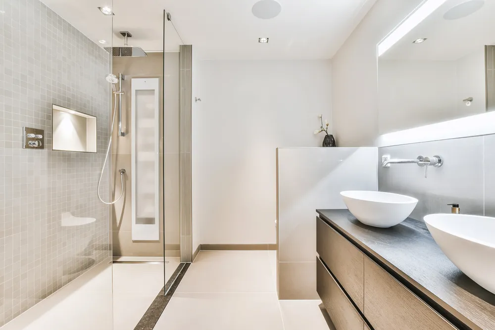 กระเบื้องพื้นห้องน้ำลายหินอ่อน